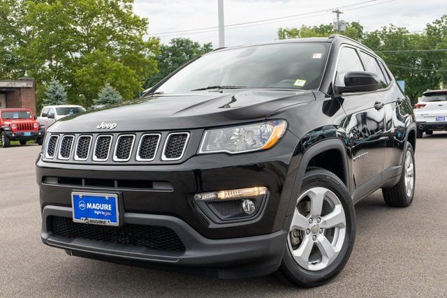 Used 2019 Black Jeep Latitude image 1