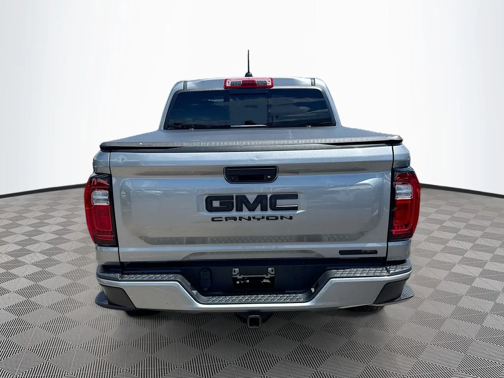 Used 2023 Silver GMC Elevation image 7