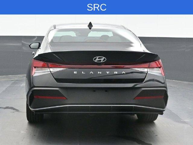 New 2026 Black Hyundai SEL Sport Plus image 2