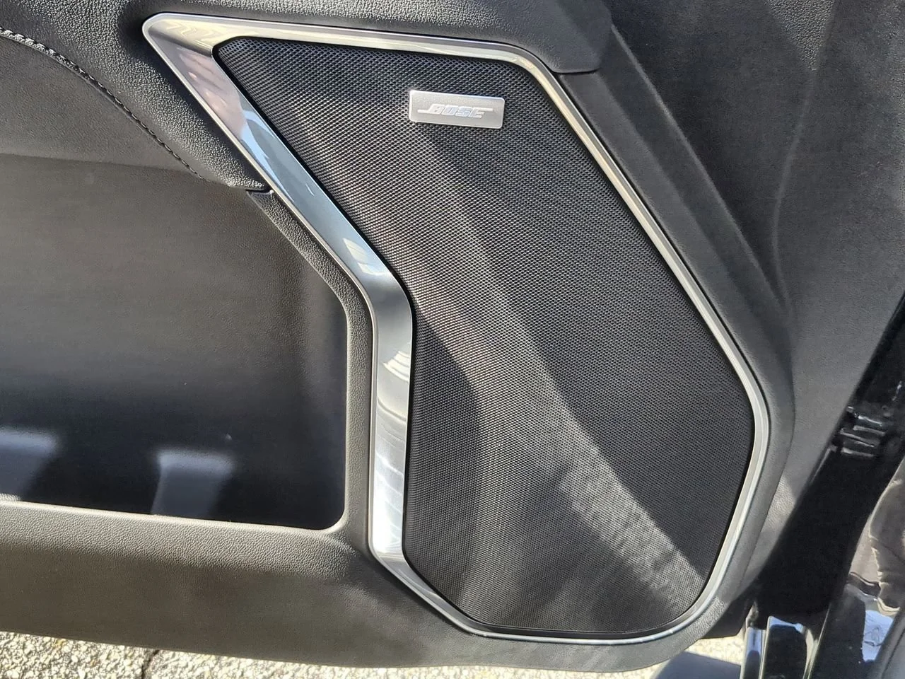 New 2026 TITANIUM RUSH METALLIC GMC SLT image 25