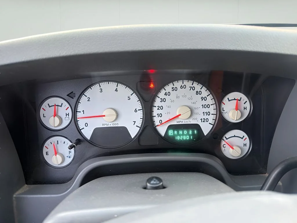 Used 2007 Black Dodge SLT PACKAGE image 9