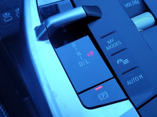 Used 2026 Blue BMW xDrive28i image 16