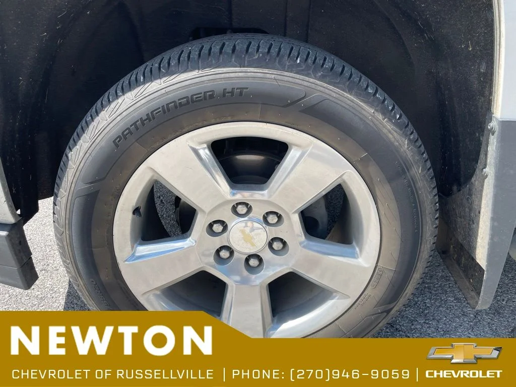 Used 2018 Summit White Chevrolet LT image 20