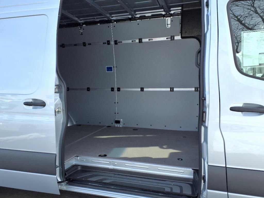 2025 Mercedes-Benz Sprinter Cargo Van Base - Photo 26