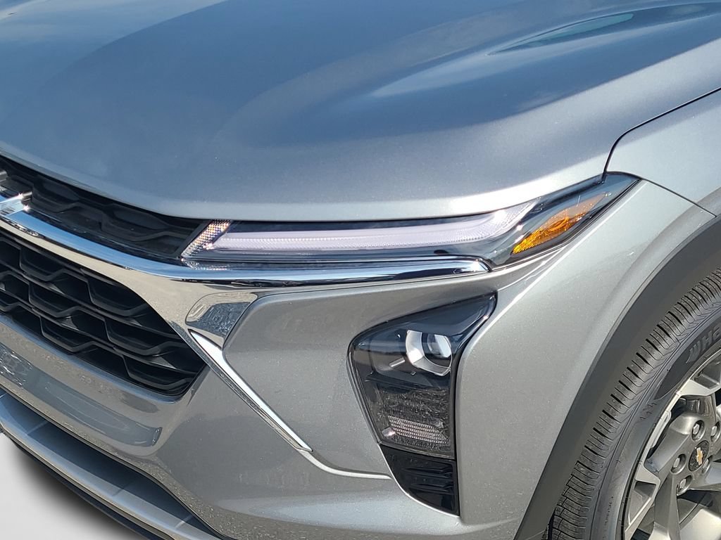 2026 Chevrolet Trax LT - Photo 21