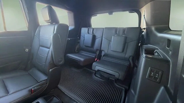 Used 2025 Mica Lexus 550 Luxury+ image 22