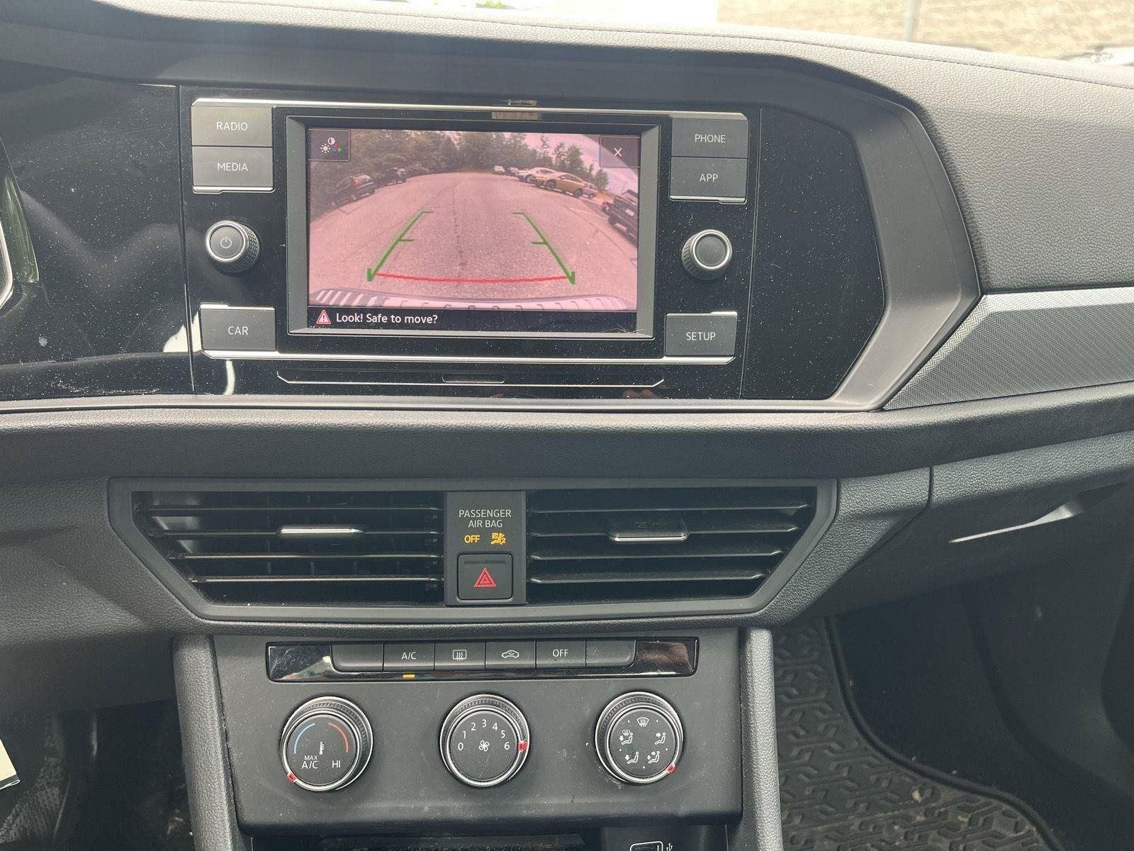 Used 2019 Platinum Gray Metallic Volkswagen S image 19