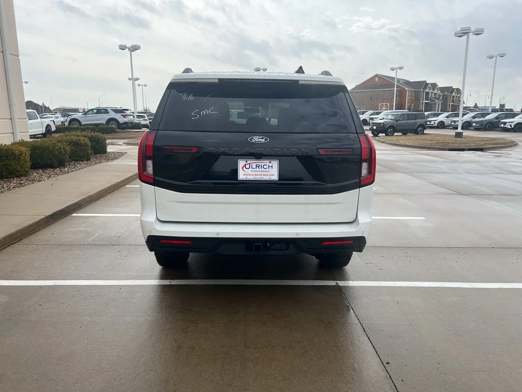 New 2026 Star White Metallic Tri-Coat Ford Tremor® image 7