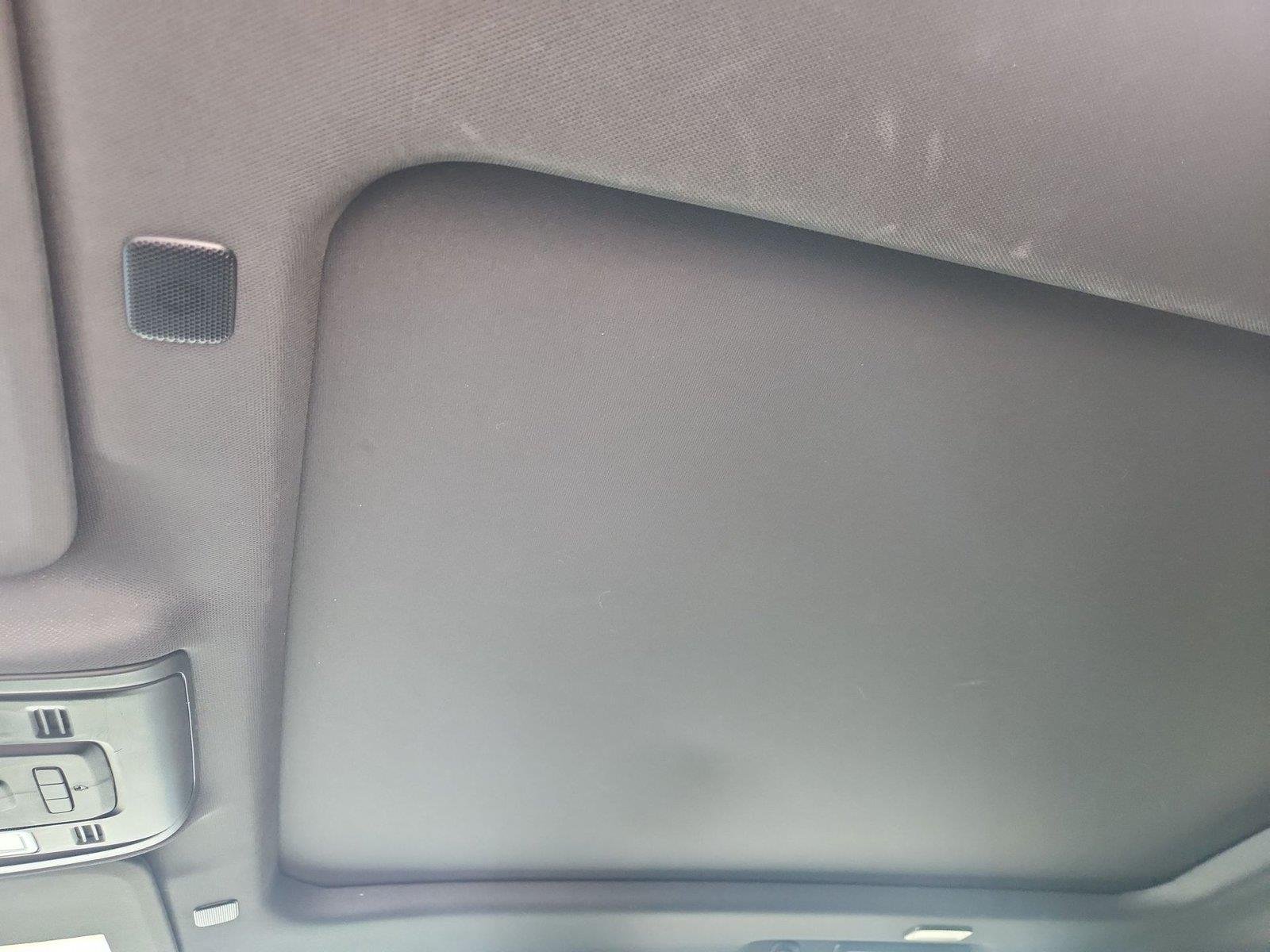 Used 2023 Summit White Chevrolet Z71 image 19