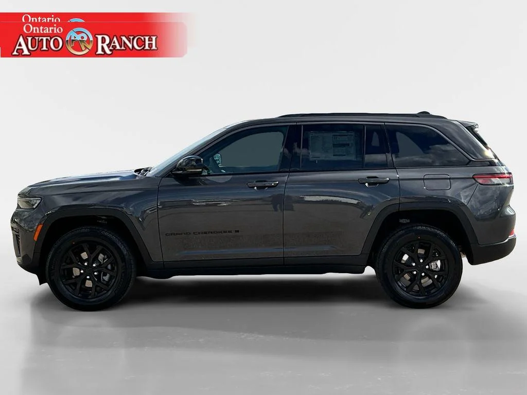 New 2026 Baltic Gray Metallic Clearcoat Jeep Laredo Altitude image 2