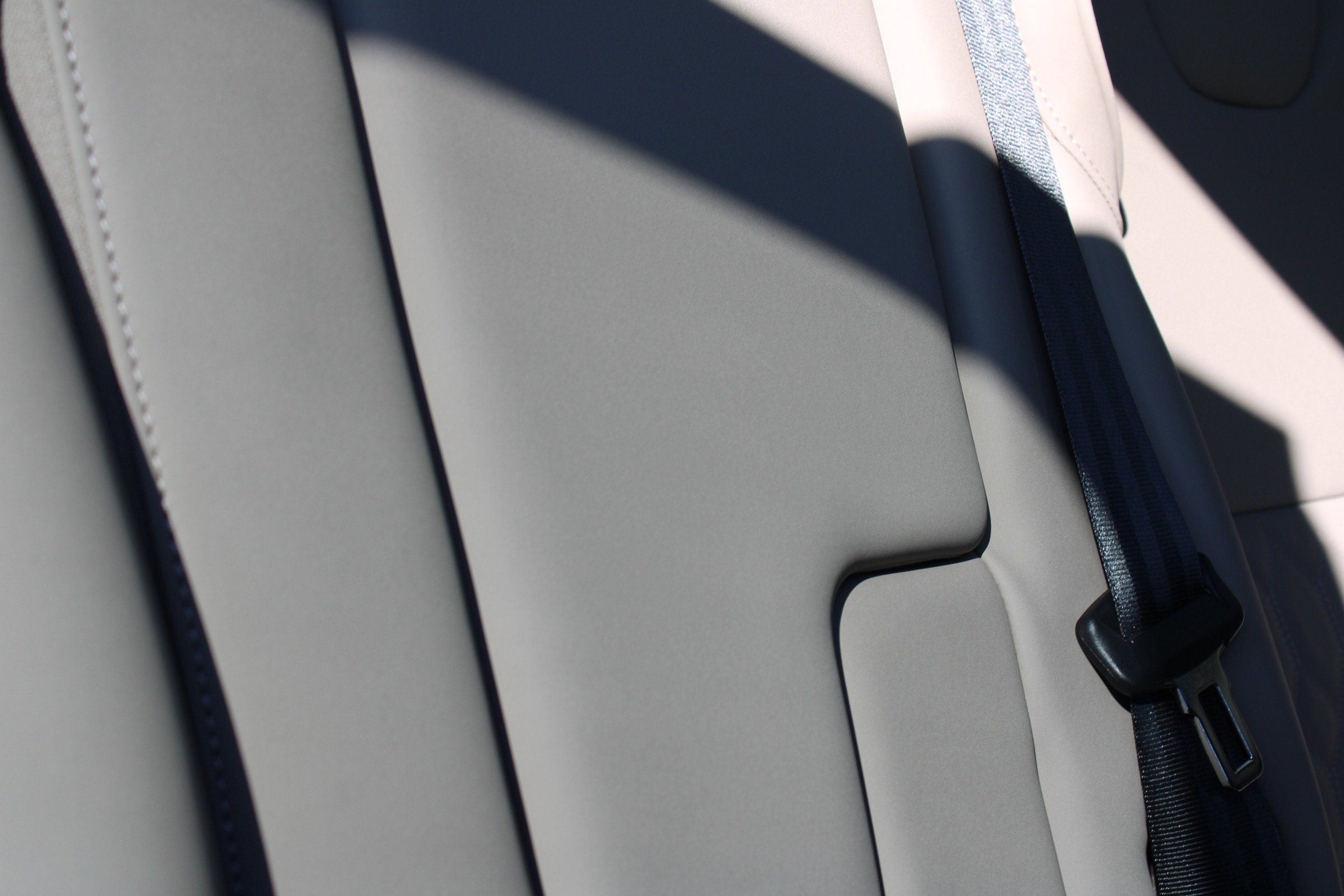 New 2026 Onyx Black Metallic Volvo Plus image 47
