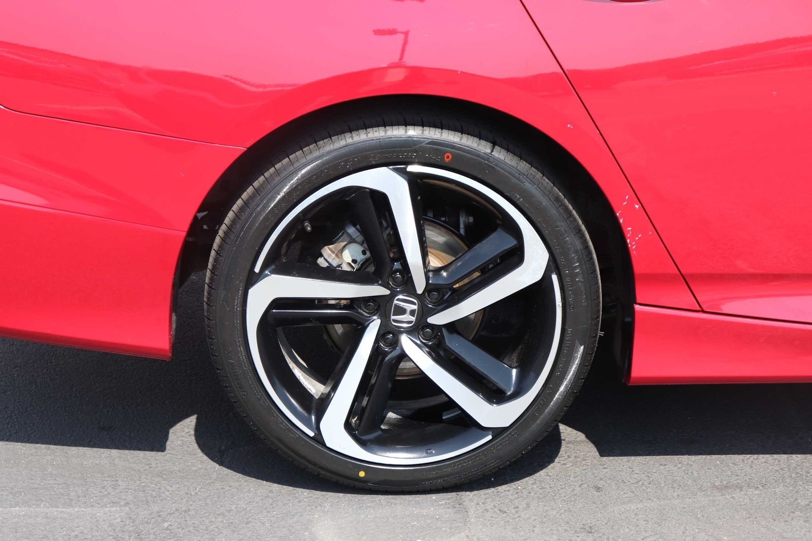 Used 2020 San Marino Red Honda Sport image 9