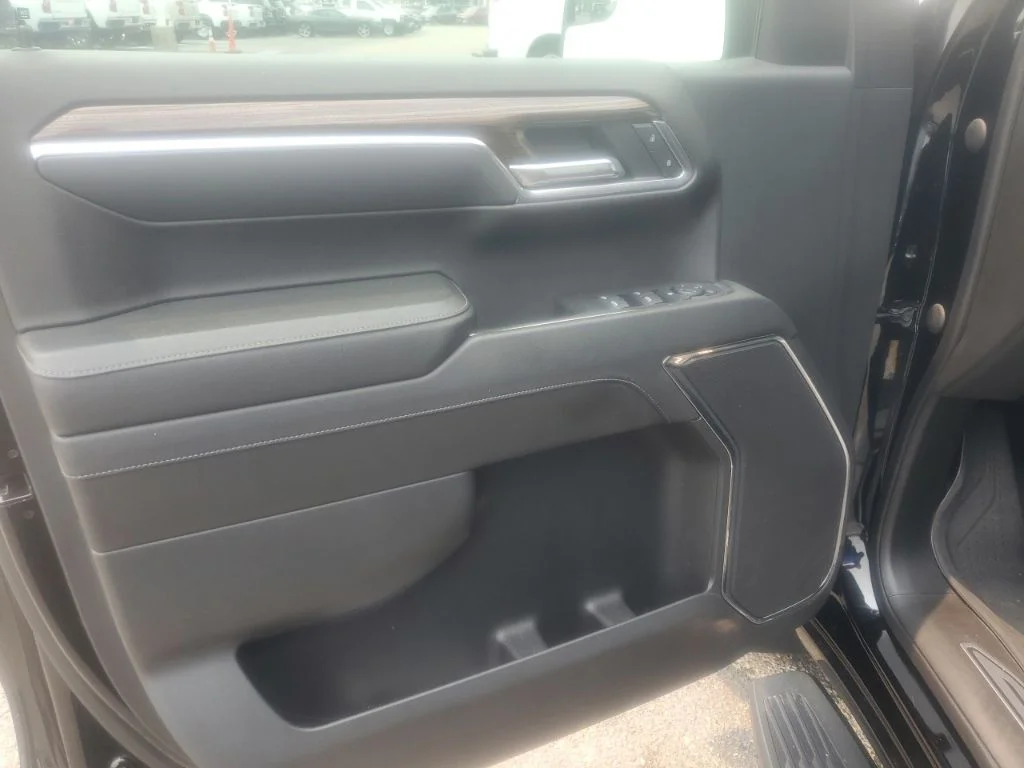 Used 2023 Black Chevrolet RST image 15