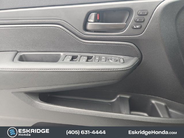2026 Honda Odyssey EX-L - Photo 15