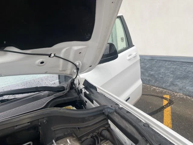 Certified Used 2020 Bright White Clearcoat Jeep Upland image 24