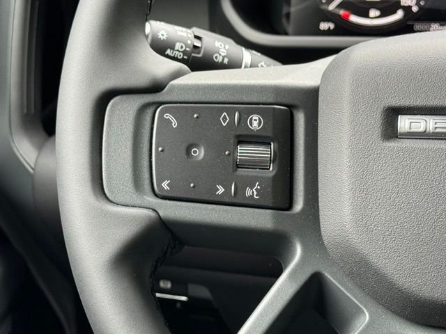 New 2026 Fuji White Land Rover X-Dynamic SE image 23