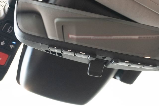 Used 2024  Toyota Platinum image 28