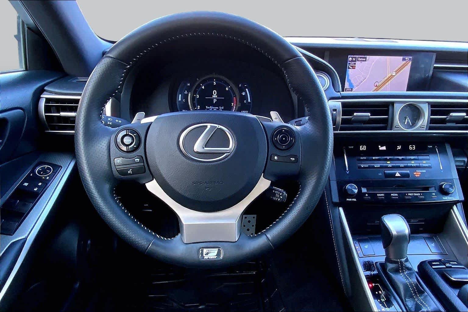 Used 2014 Ultra White Lexus  image 5