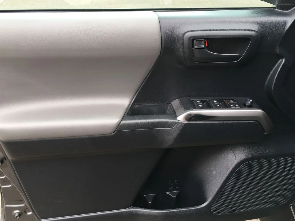 2019 Toyota Tacoma SR5 - Photo 20