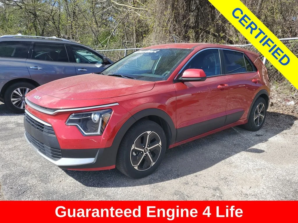 2025 Kia Niro LX HEV's photo
