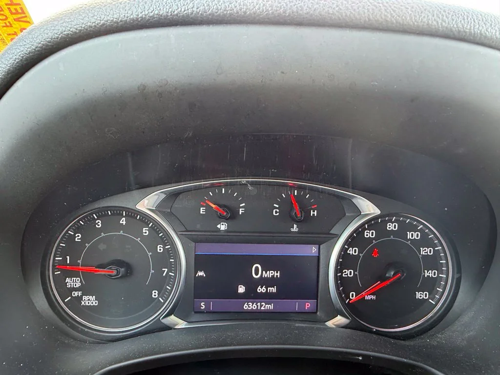 Used 2022 White GMC SLT image 13
