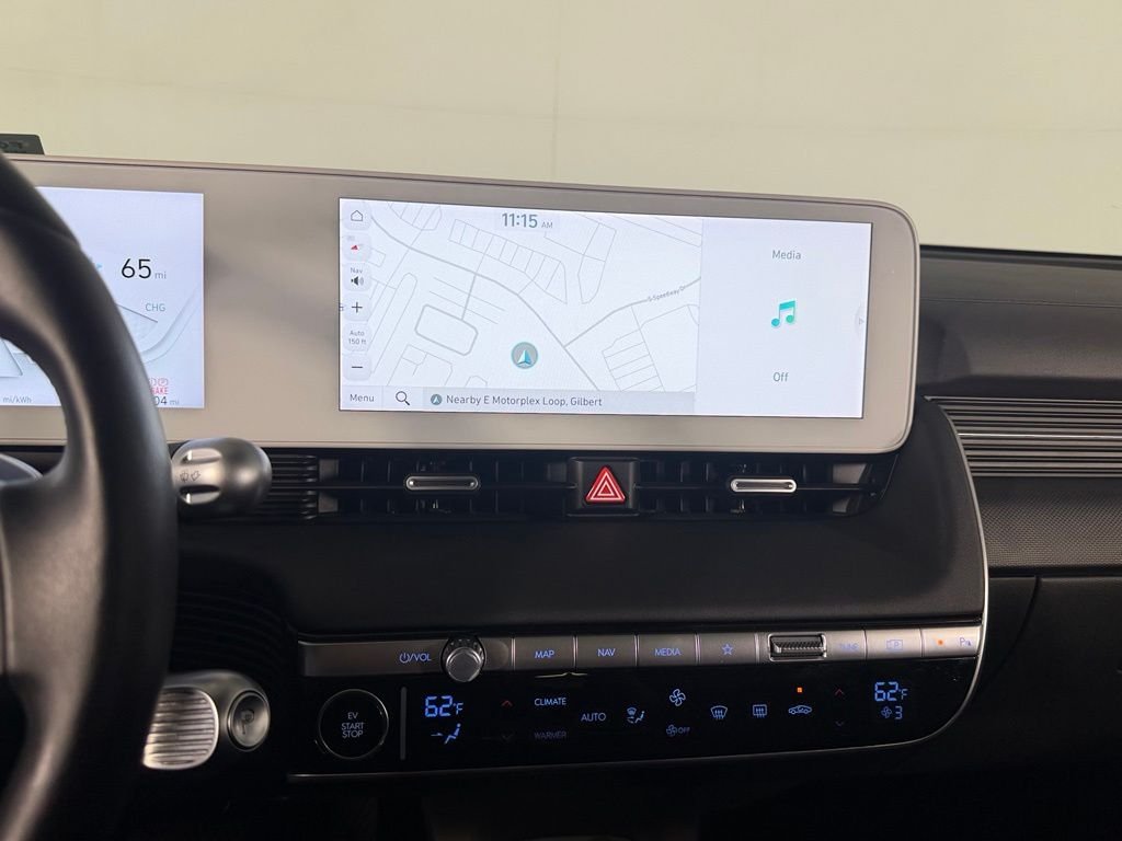 Used 2024 Teal Hyundai Limited image 18