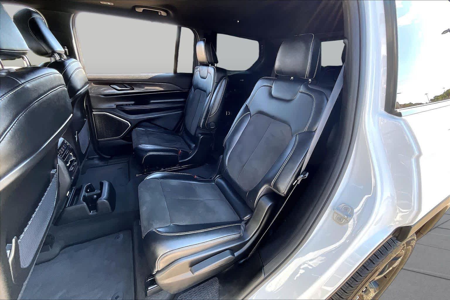 Used 2021 Bright White Clearcoat Jeep Altitude image 20