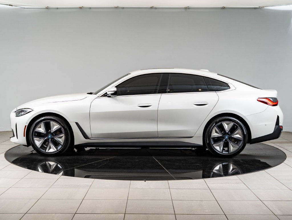 Used 2023 Mineral White Metallic BMW eDrive35 image 5