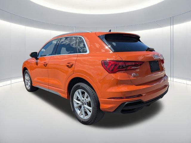 Used 2025  Audi Premium image 3