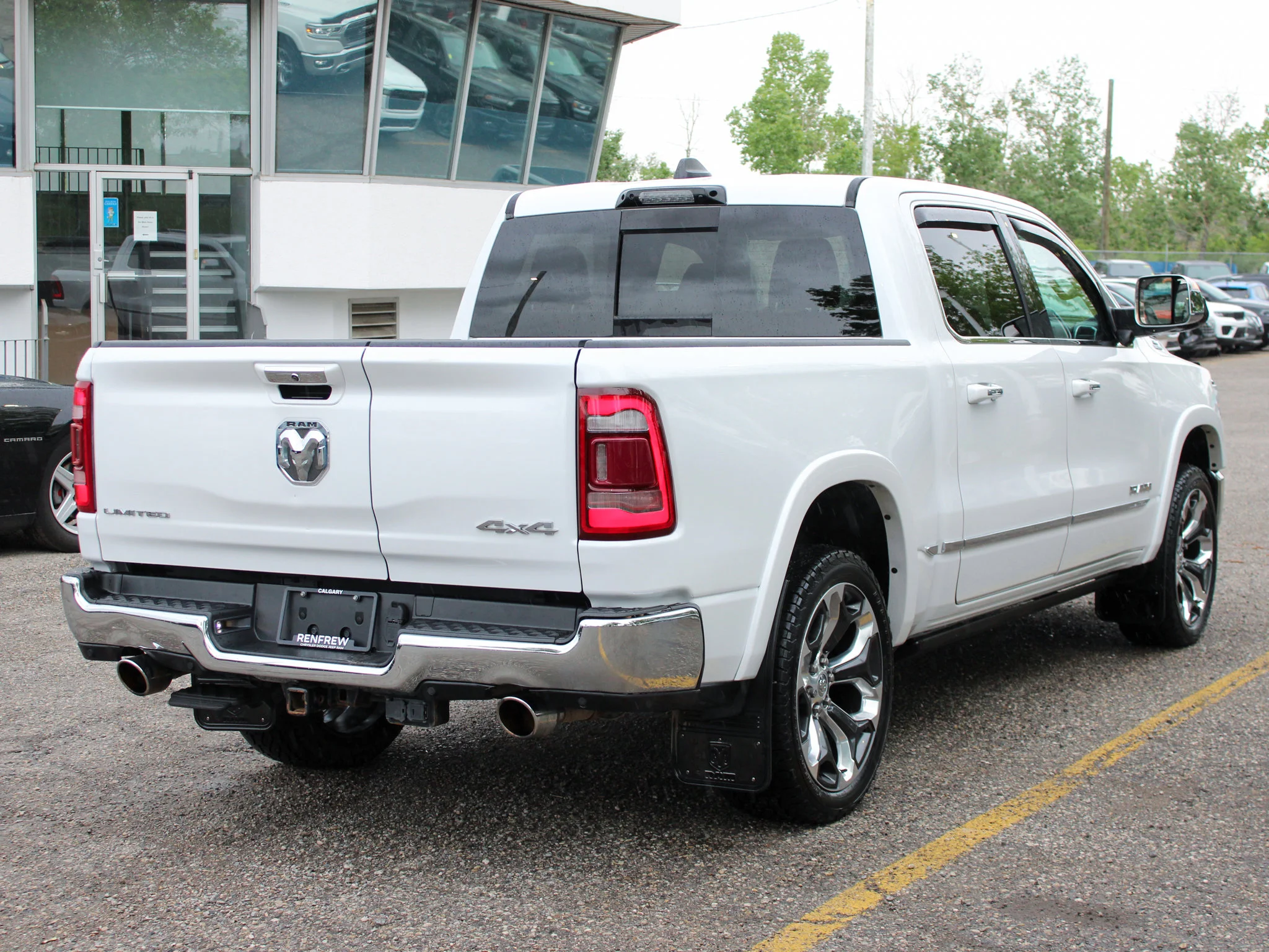 Certified Used 2022 White RAM Limited * No Accidents | HEMI V8 | Trailer Tow | Adaptive Cruise | Apple CarPlay | Bedliner image 19