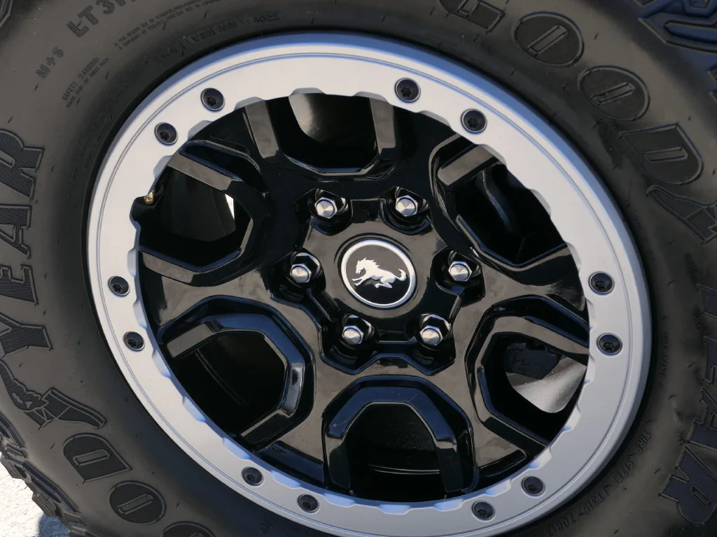 Used 2022 Gray Metallic Ford Outer Banks image 9