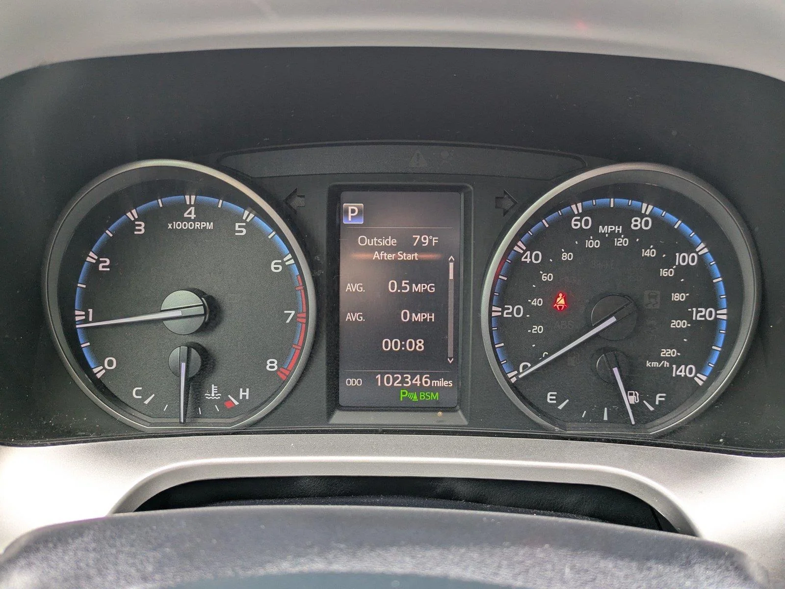 Used 2018 Magnetic Gray Metallic Toyota XLE image 27