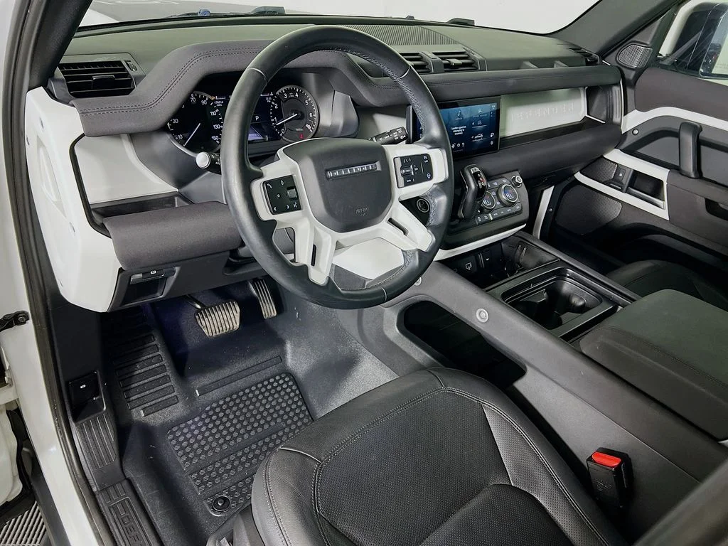 2023 Land Rover Defender S - Photo 9