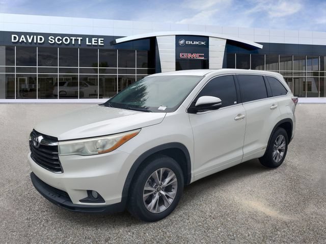 Used 2016 Toyota Highlander LE Plus with VIN 5TDZKRFH6GS181468 for sale in Crestview, FL