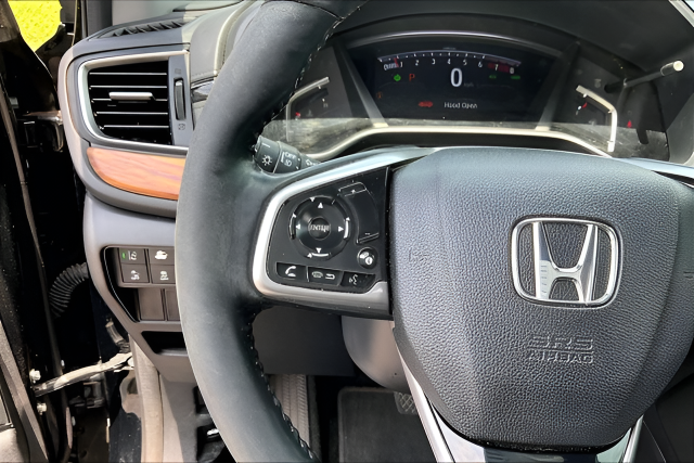 Used 2020  Honda Touring image 10