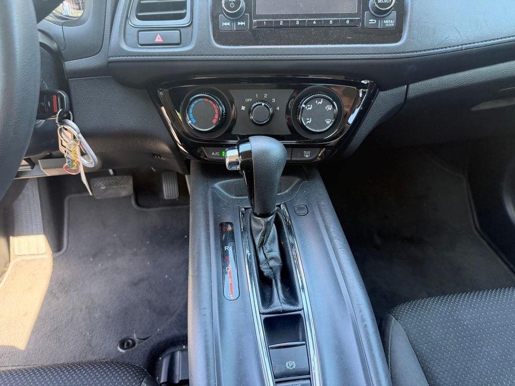 Used 2019  Honda LX image 23