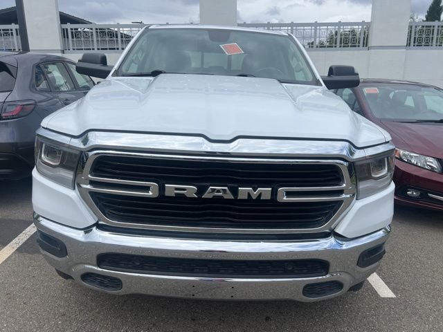 2019 RAM 1500 Big Horn/Lone Star 4x4 Crew Cab 5'7's photo