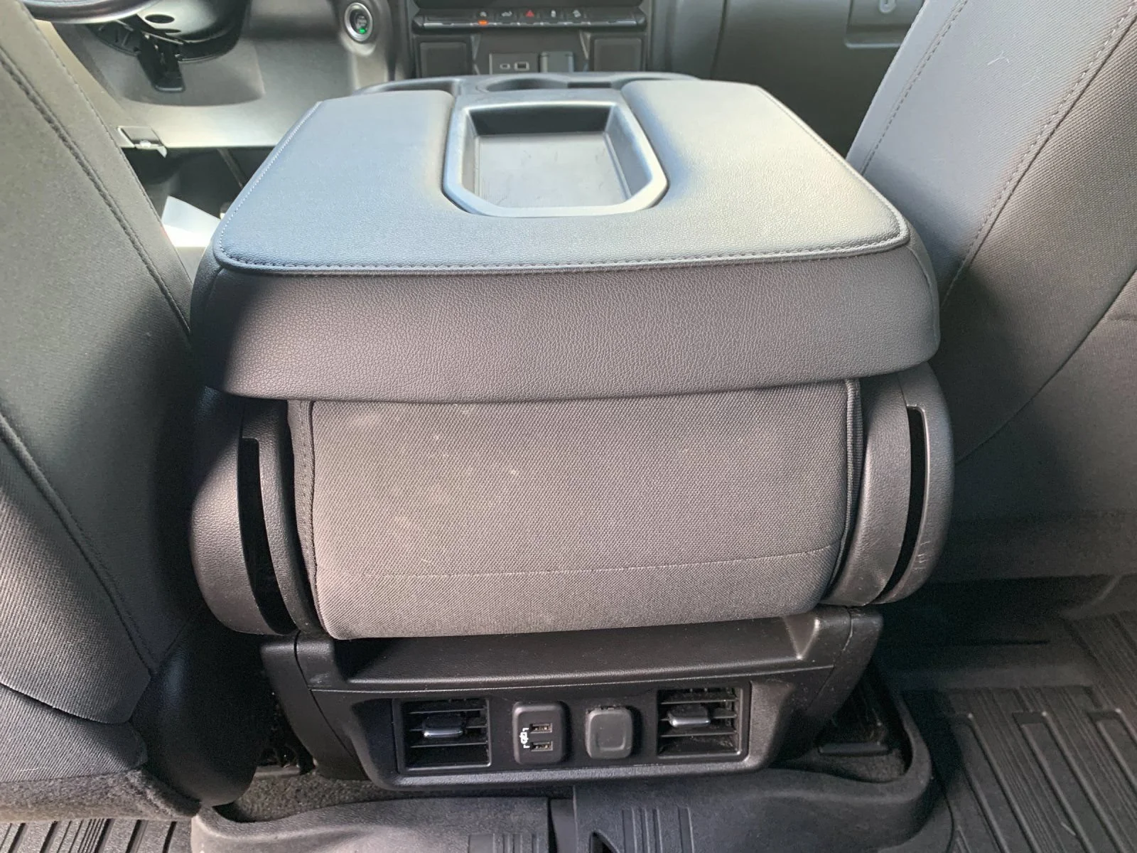 Used 2021 DARK SKY METALLIC GMC Elevation image 14