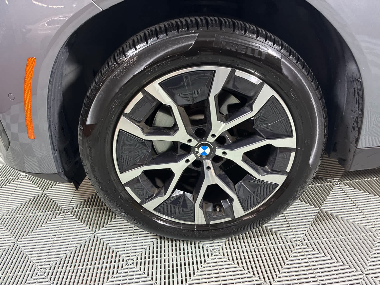 Used 2026 Skyscraper Grey Metallic BMW 30 xDrive image 10