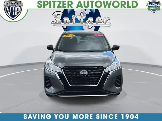 Used 2024 Gray Nissan S image 3