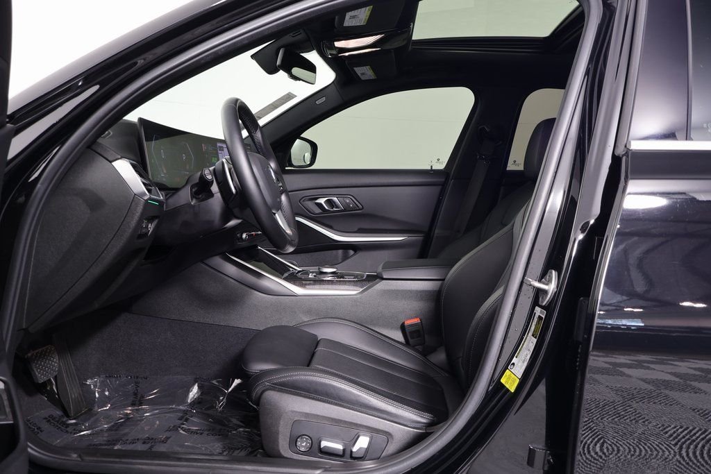 Used 2024 Jet Black BMW 330i image 10