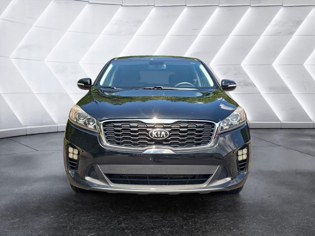 Used 2019 Black Kia L image 8