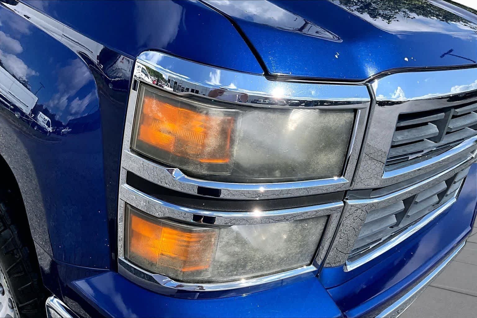 Used 2014 Blue Topaz Metallic Chevrolet LT image 25