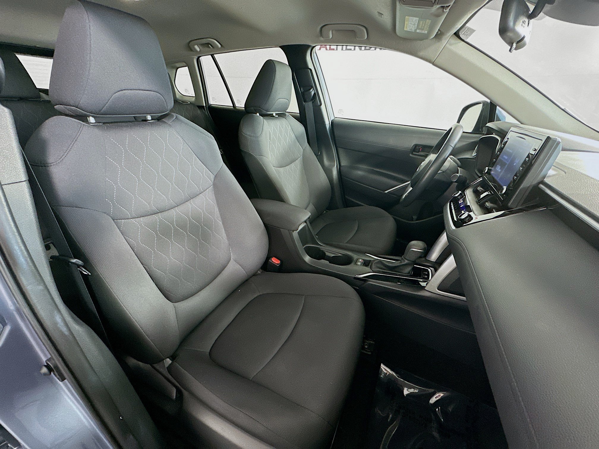 Used 2022 Celestite Toyota LE image 27