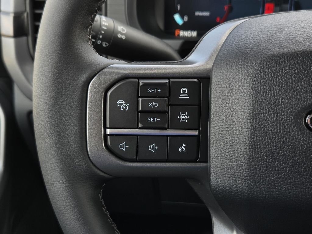 New 2026 Oxford White Ford XLT image 18