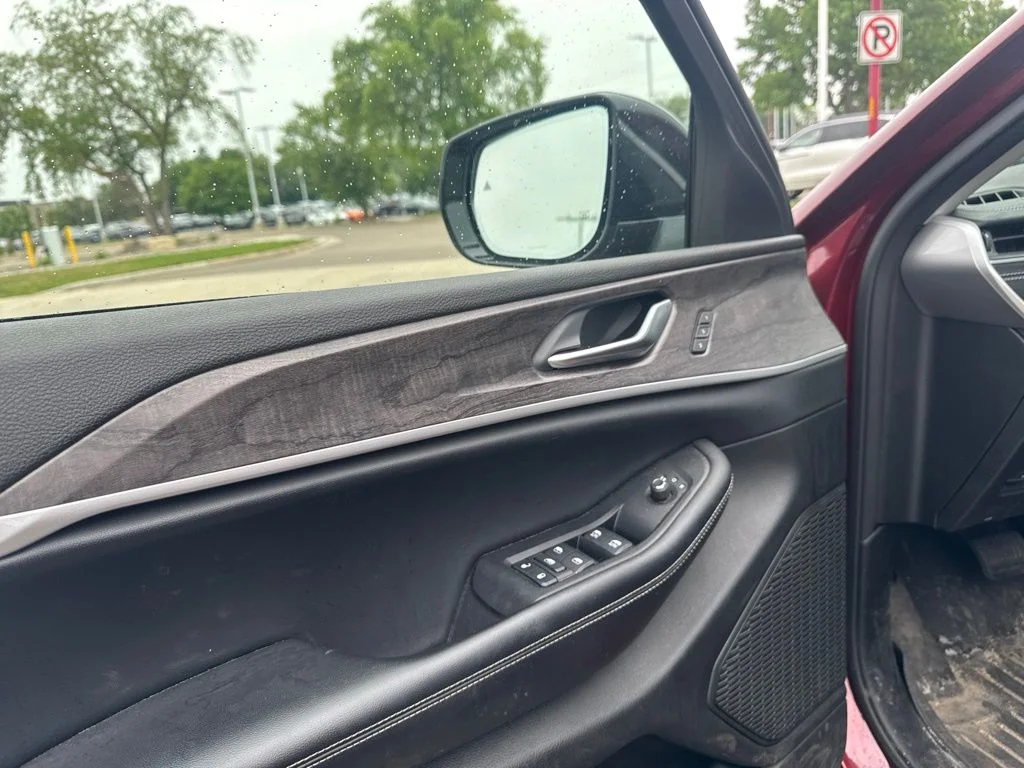 Used 2023 Red Jeep Limited image 11