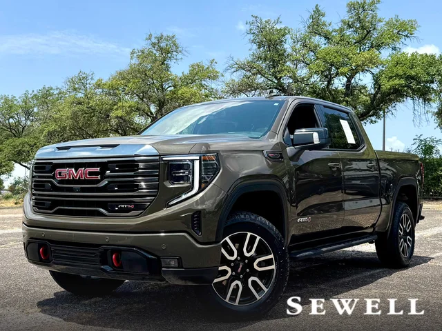 2023 GMC Sierra 1500 AT4