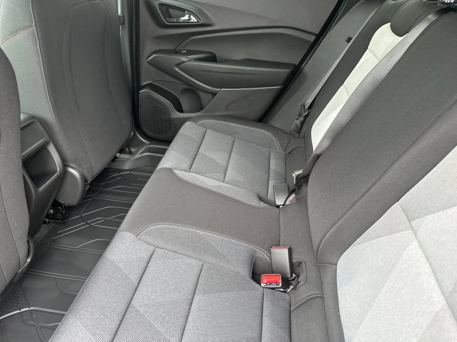 2026 Chevrolet Trax RS - Photo 12