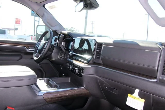 2026 Chevrolet Silverado 3500 HD LT - Photo 23