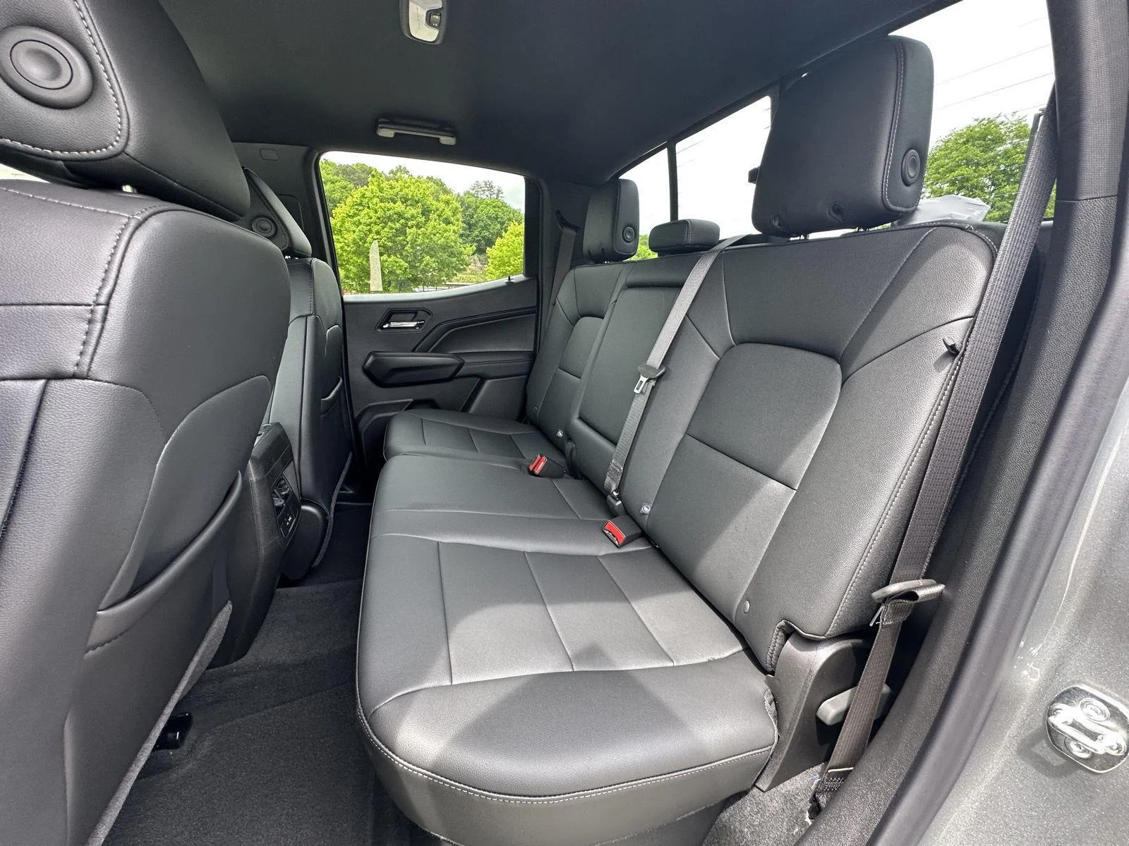 New 2026 Sterling Gray Metallic Chevrolet 4WD LT image 11